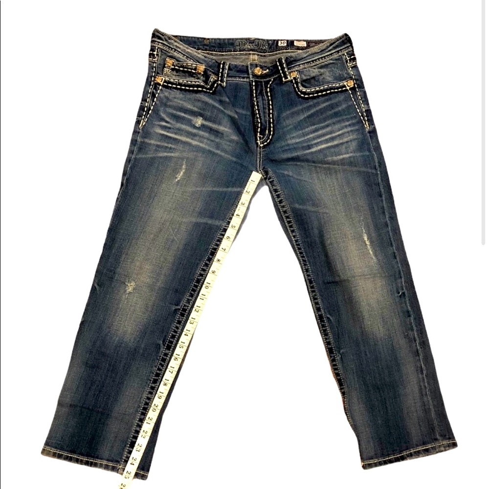 •SOLD• Miss Me Boyfriend Cut Jeans